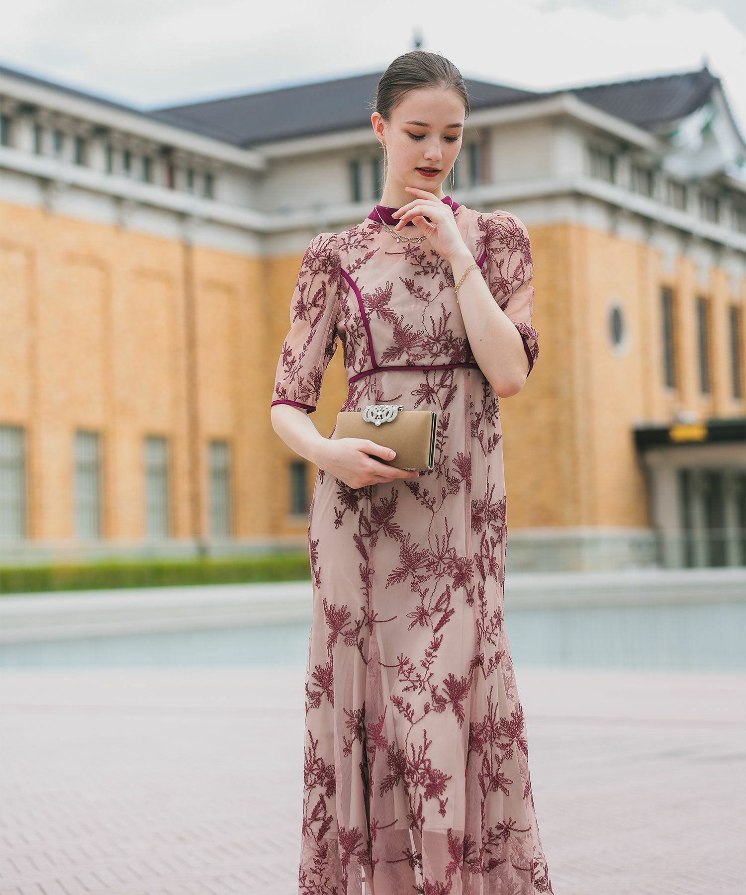 バイカラーエンブロイダリードレス|DorryDoll 