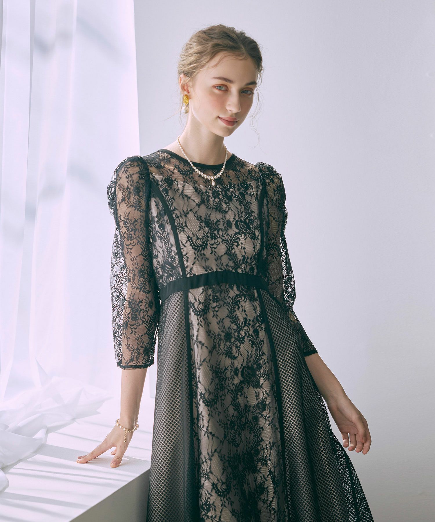 スイッチングレースドレス|DorryDoll 