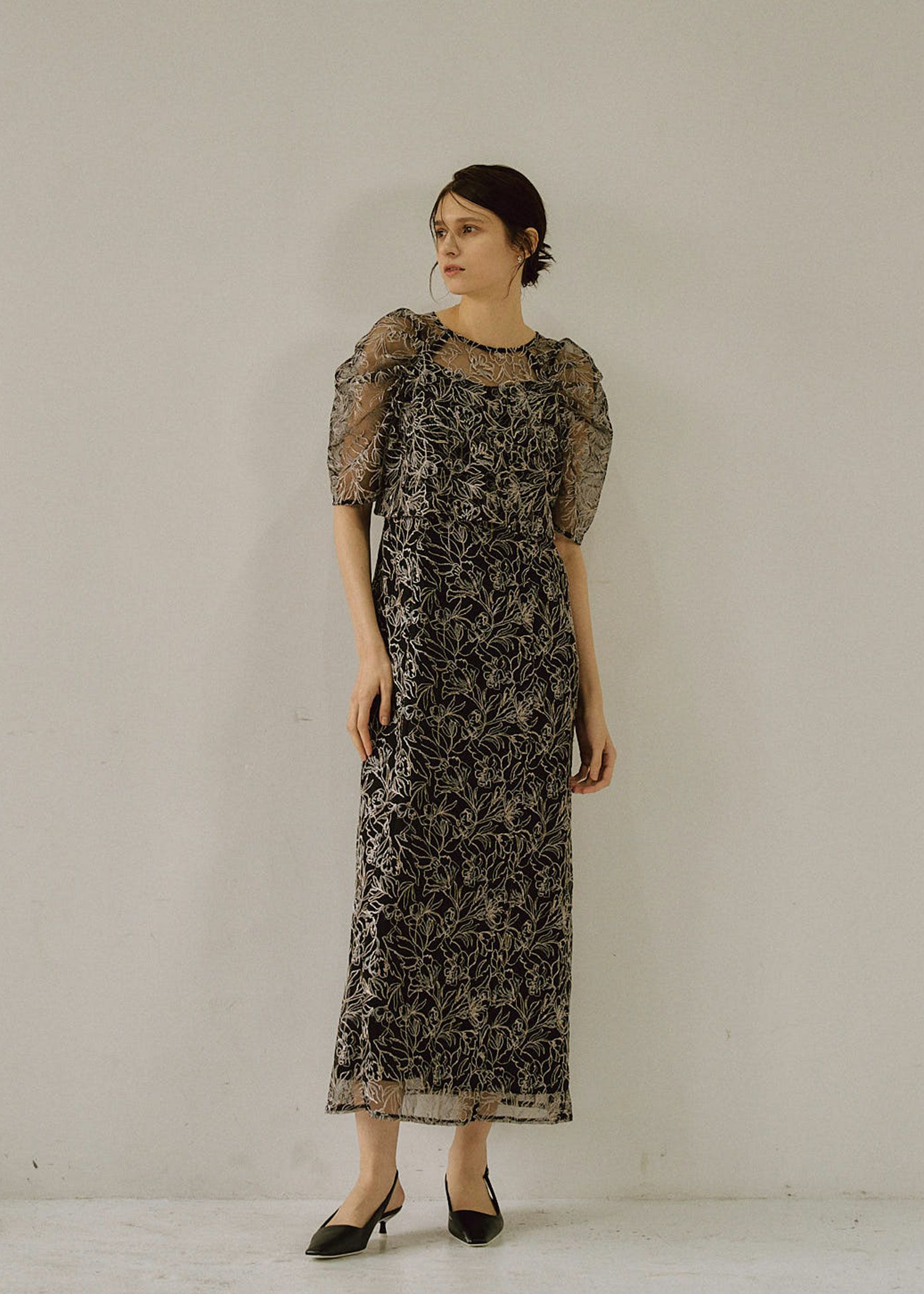 Whole race layered dress｜LE