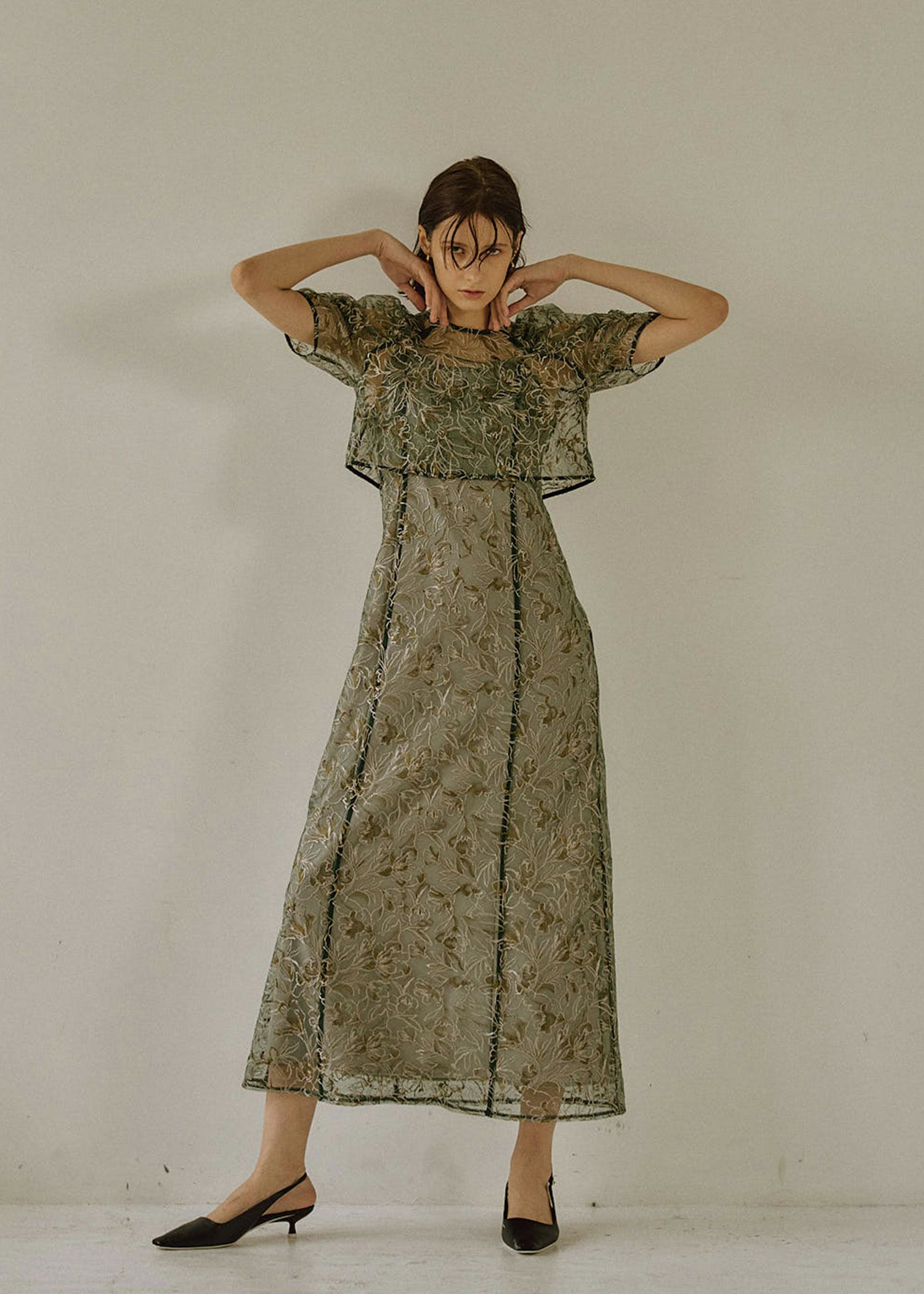 Whole race layered dress｜LE 