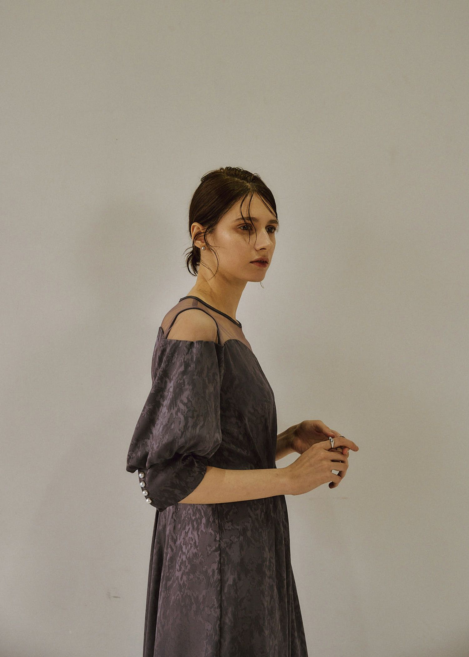 Meandering waist tuck flare dress｜LE 