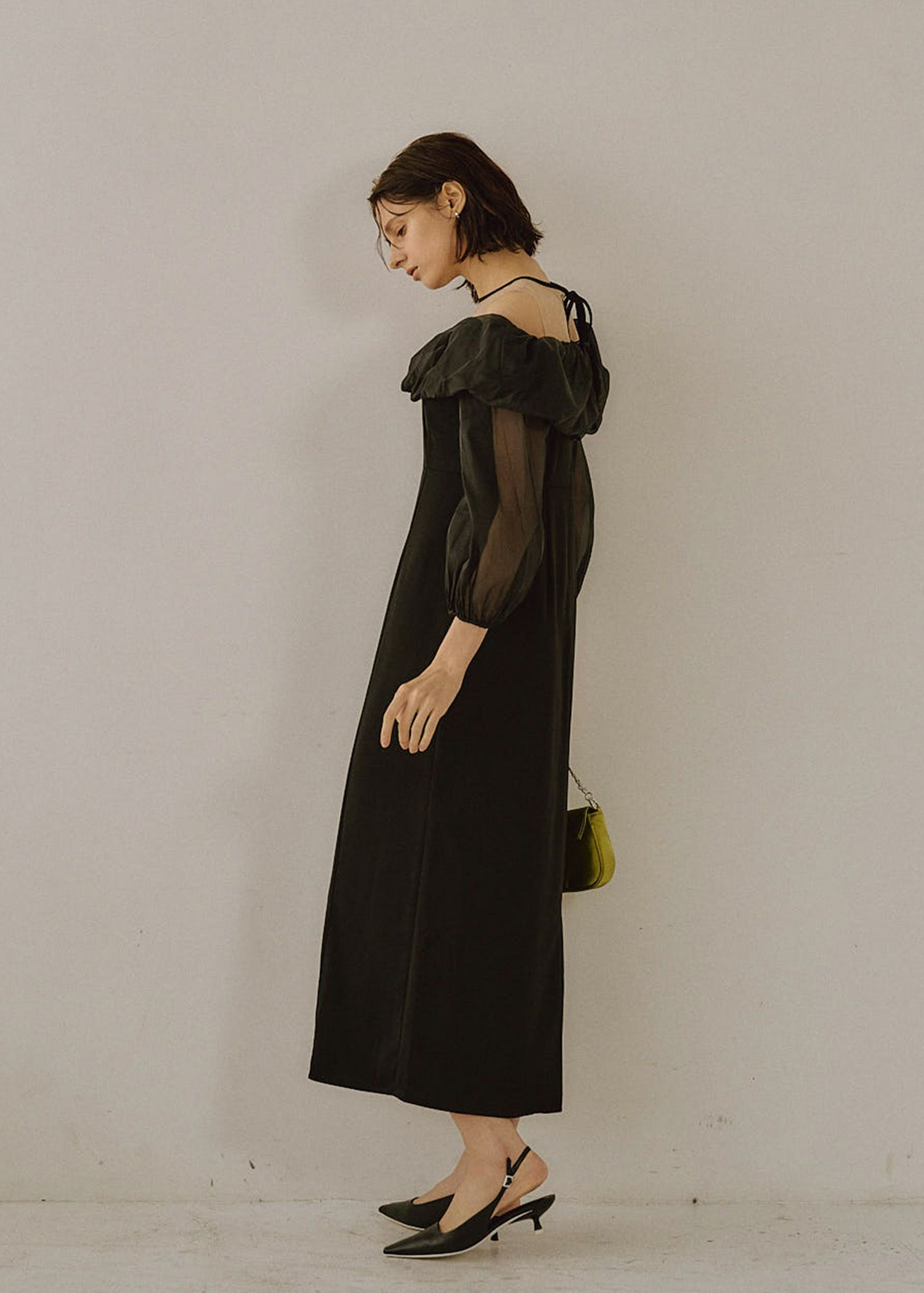 Off shoulder balloon dress｜LE