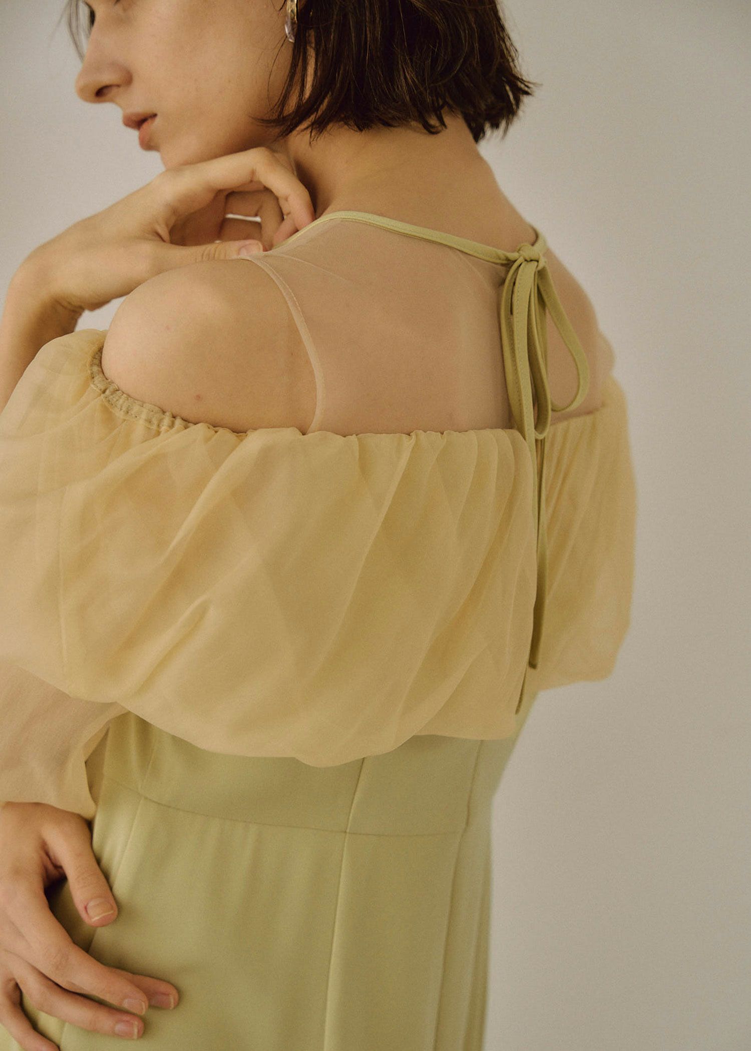 Off shoulder balloon dress｜LE