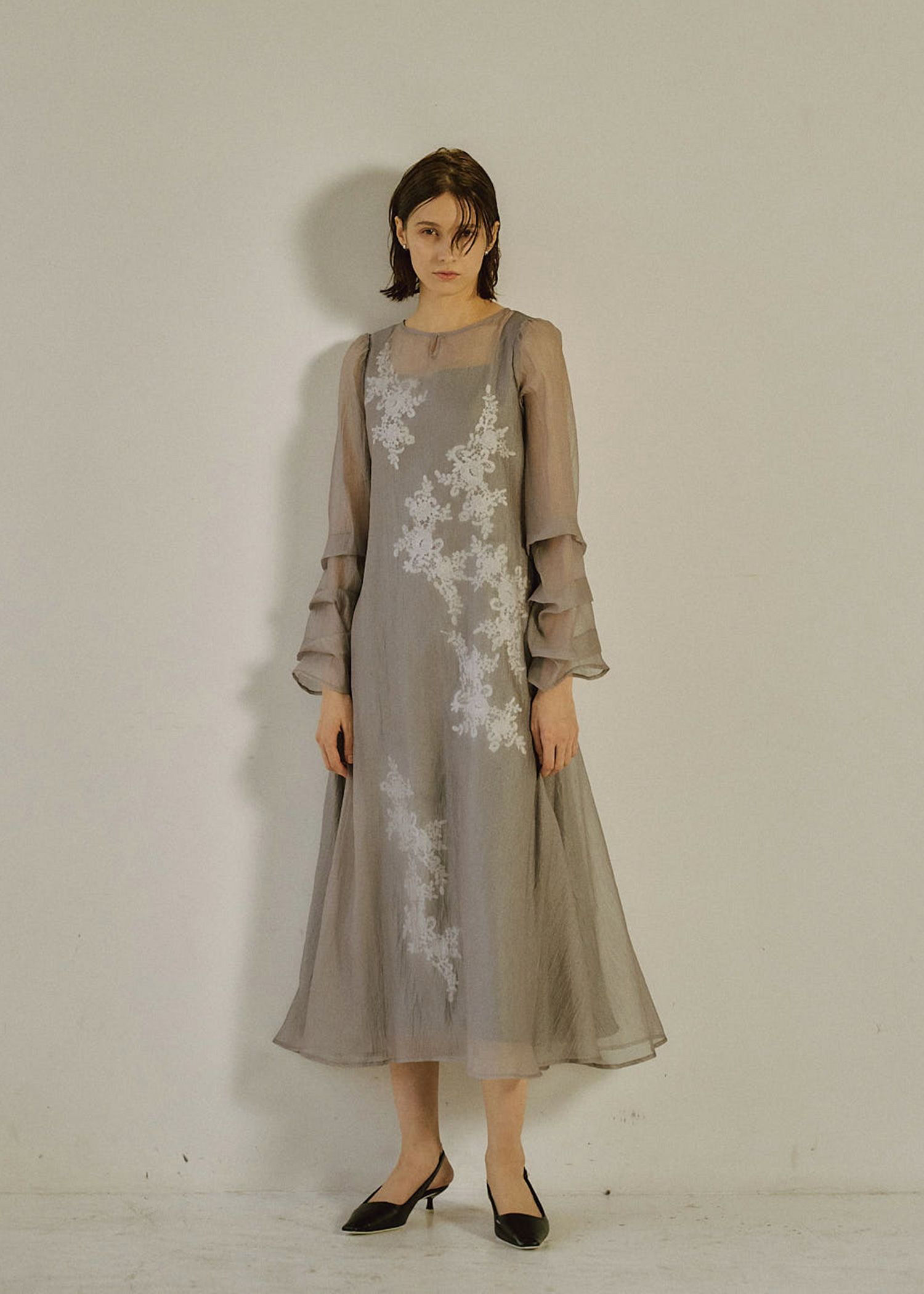 Sheer A-line onepiece｜LE