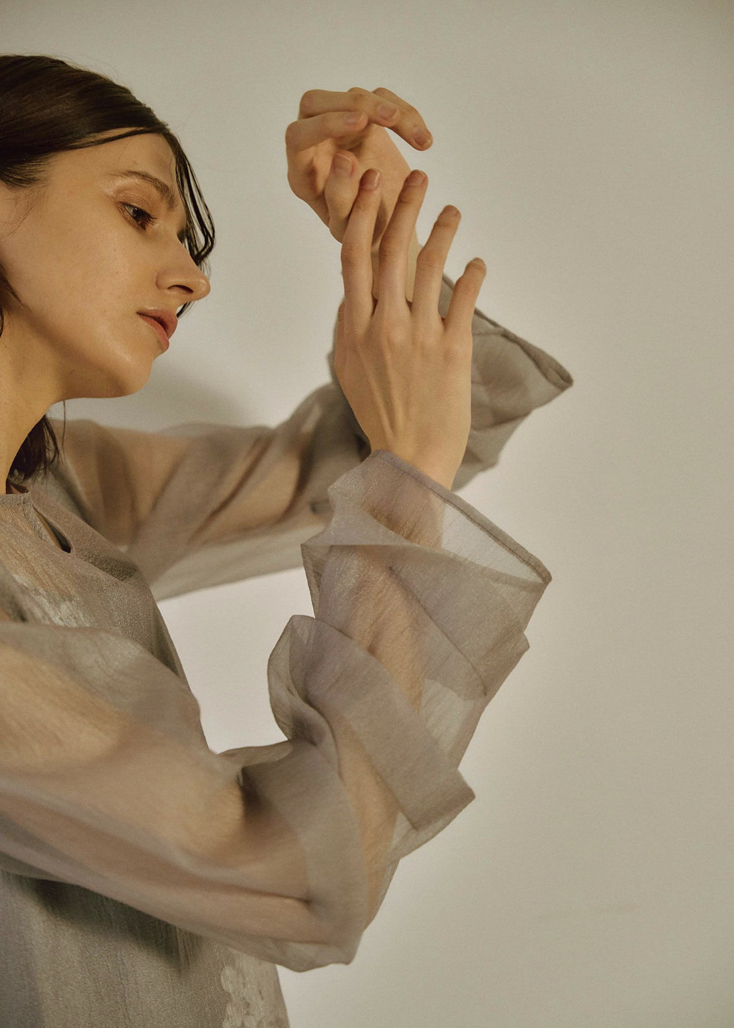 Sheer A-line onepiece｜LE