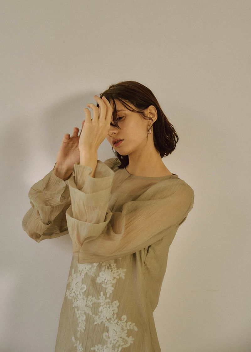 Sheer A-line onepiece｜LE