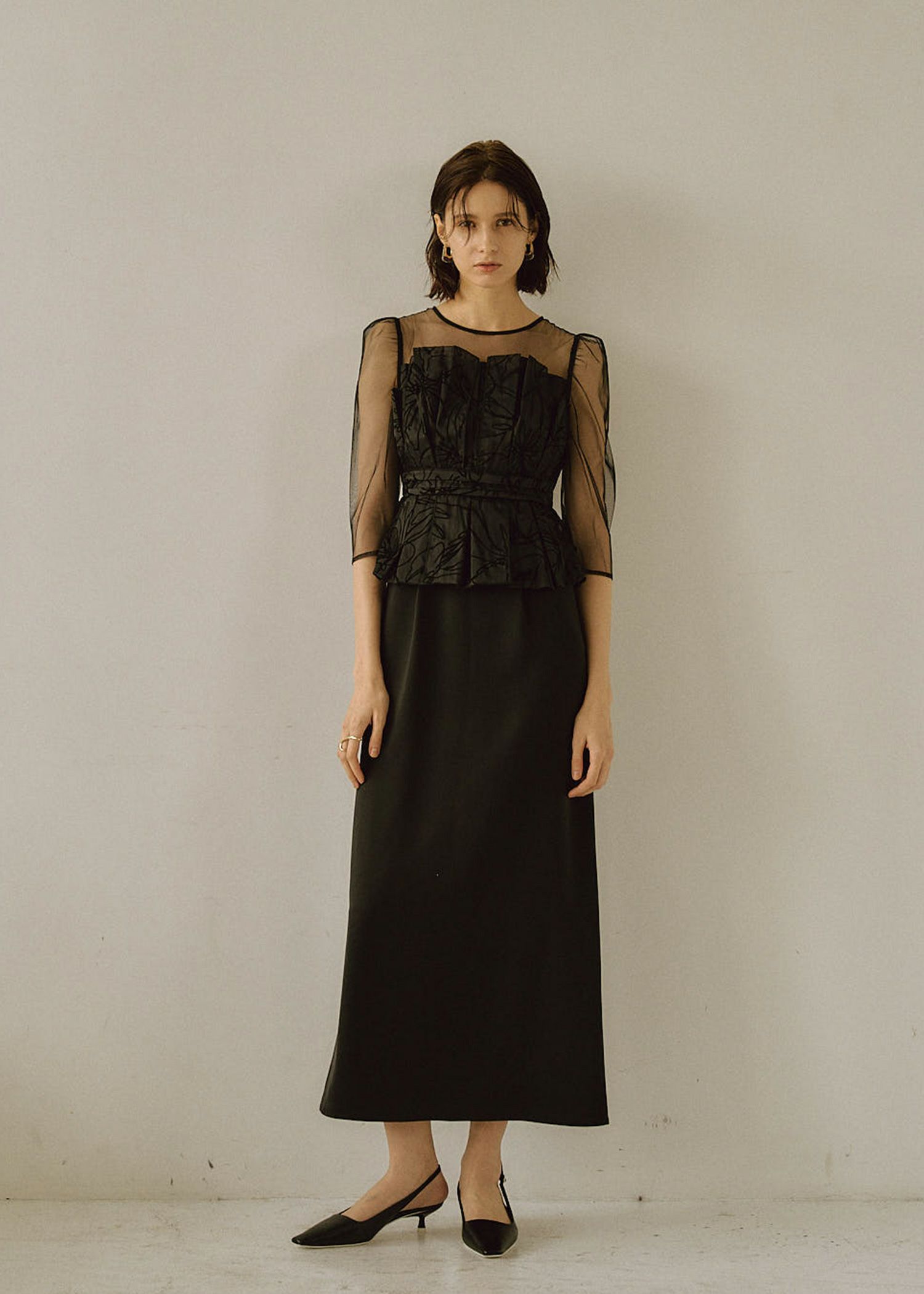 Meandering waist tuck flare dress｜LE
