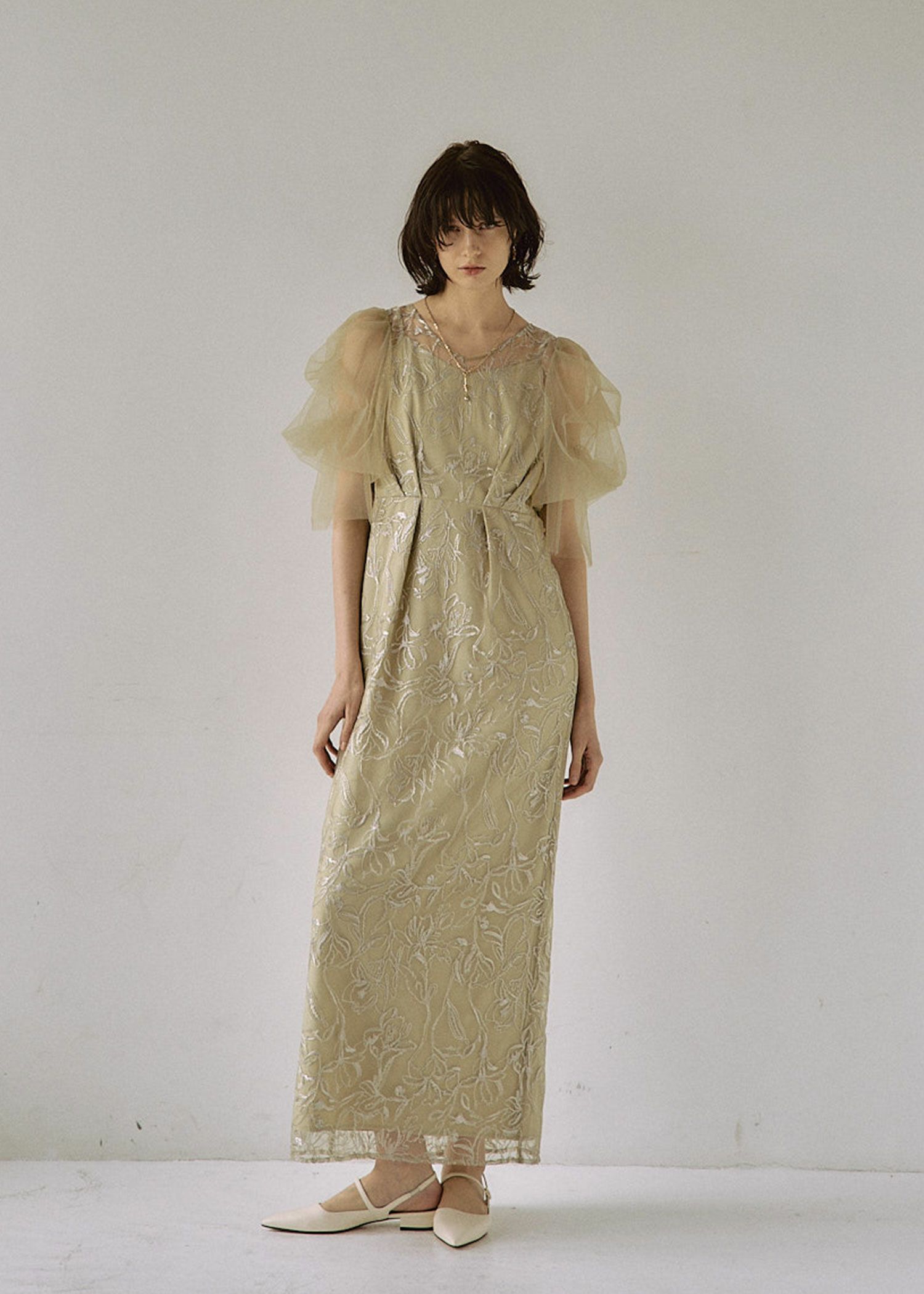 Fluffy sleeve pencil dress|LE 