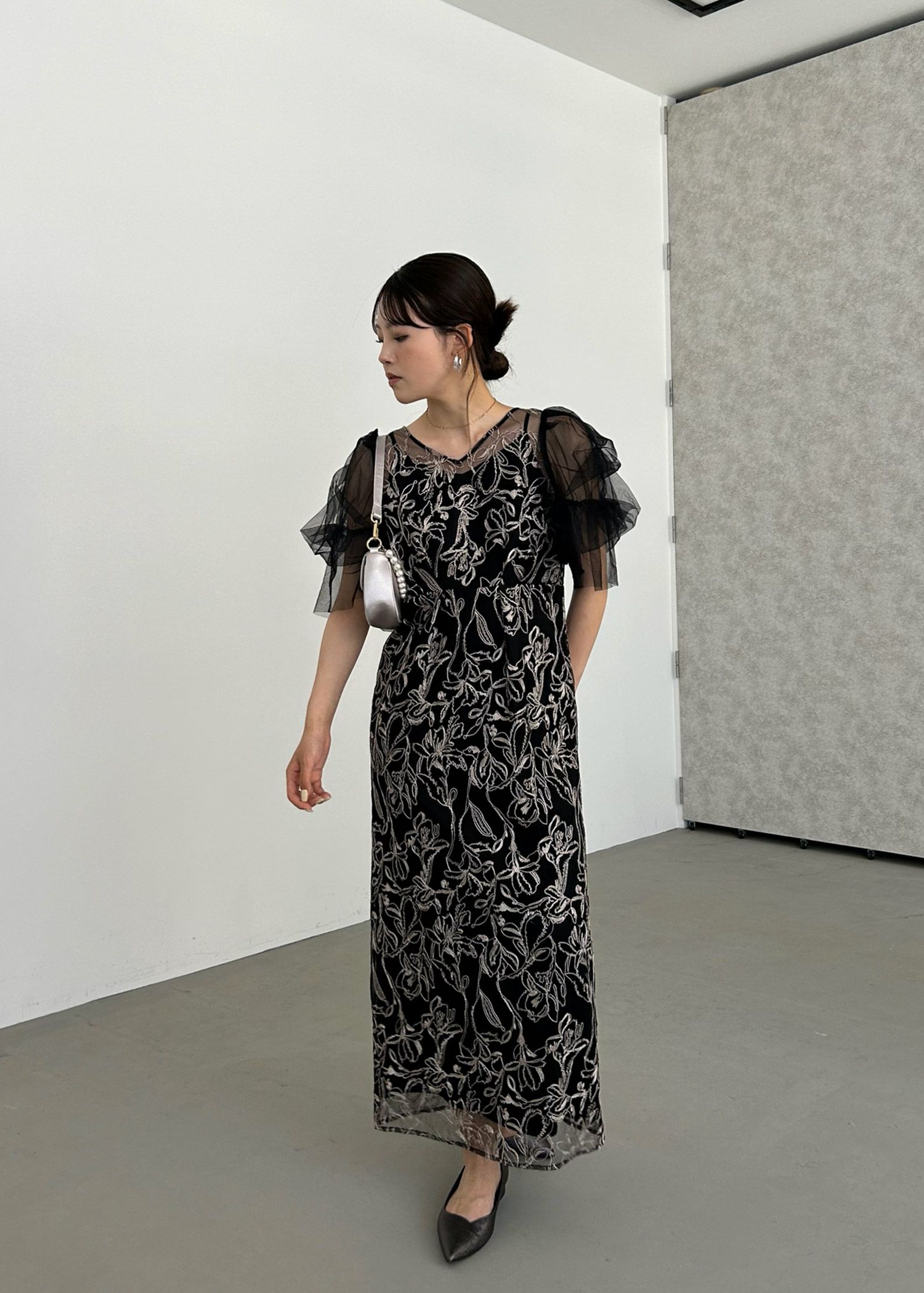 Fluffy sleeve pencil dress|LE 