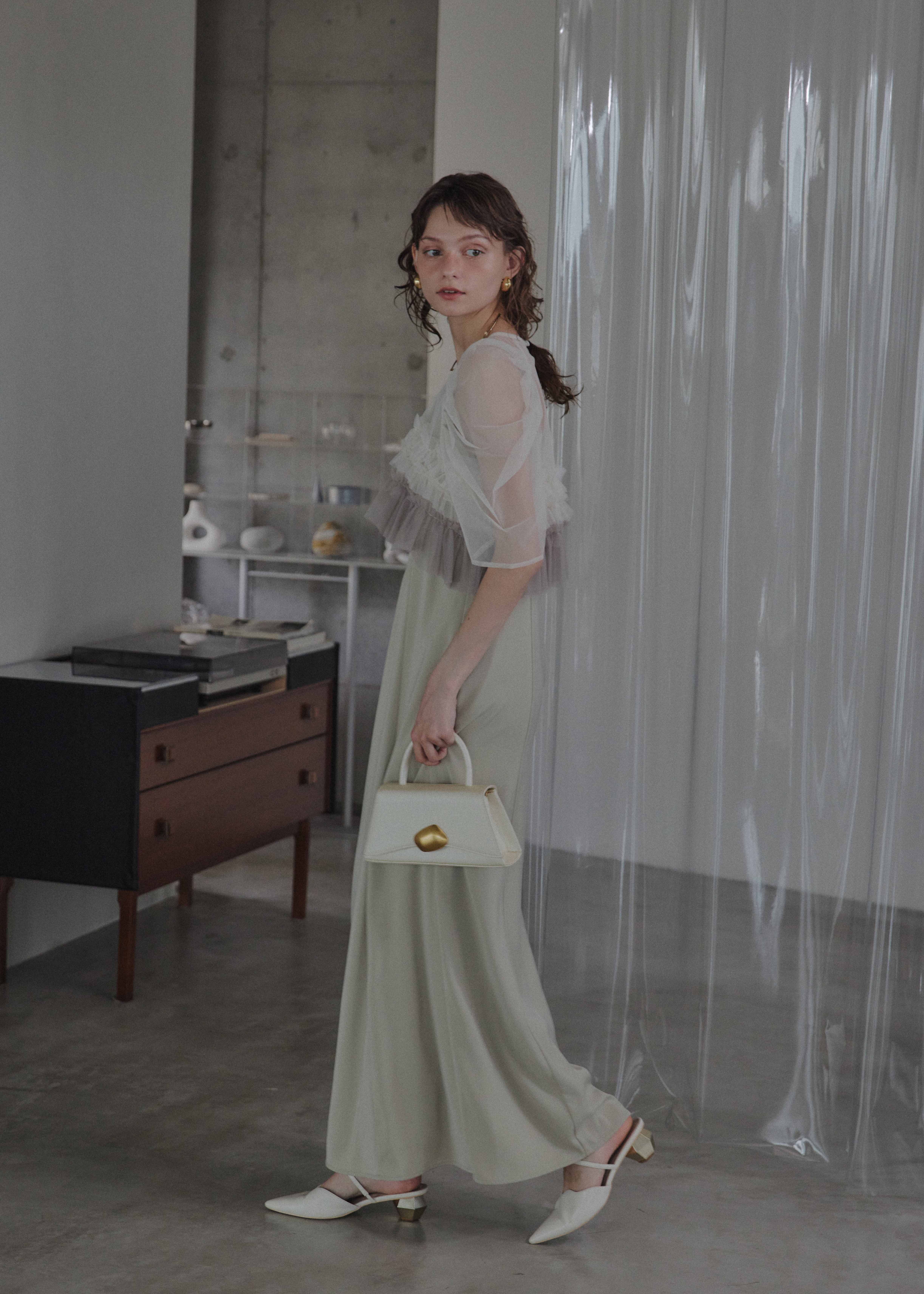 Ruffle tulle airy dress|LE