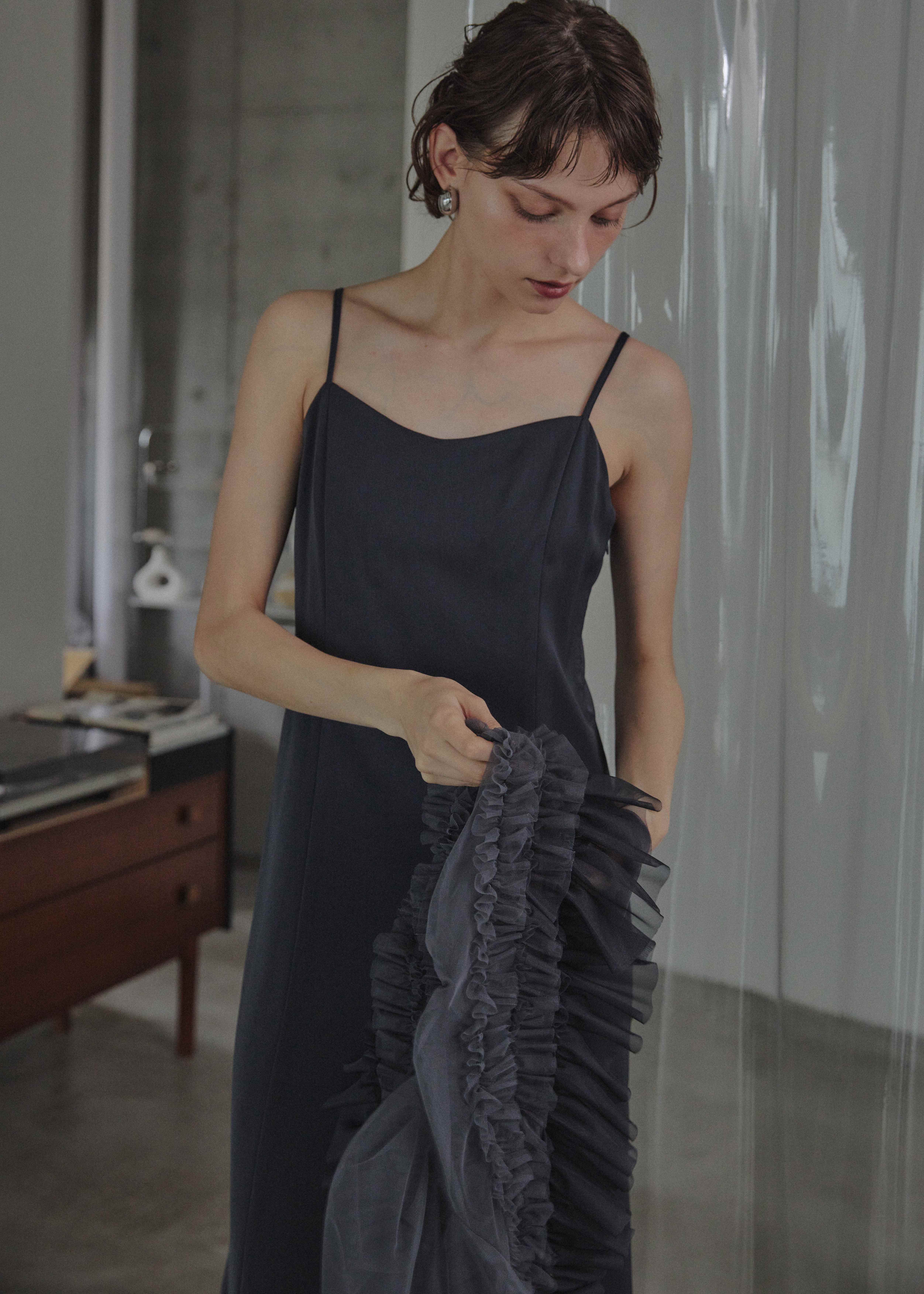 Ruffle tulle airy dress|LE
