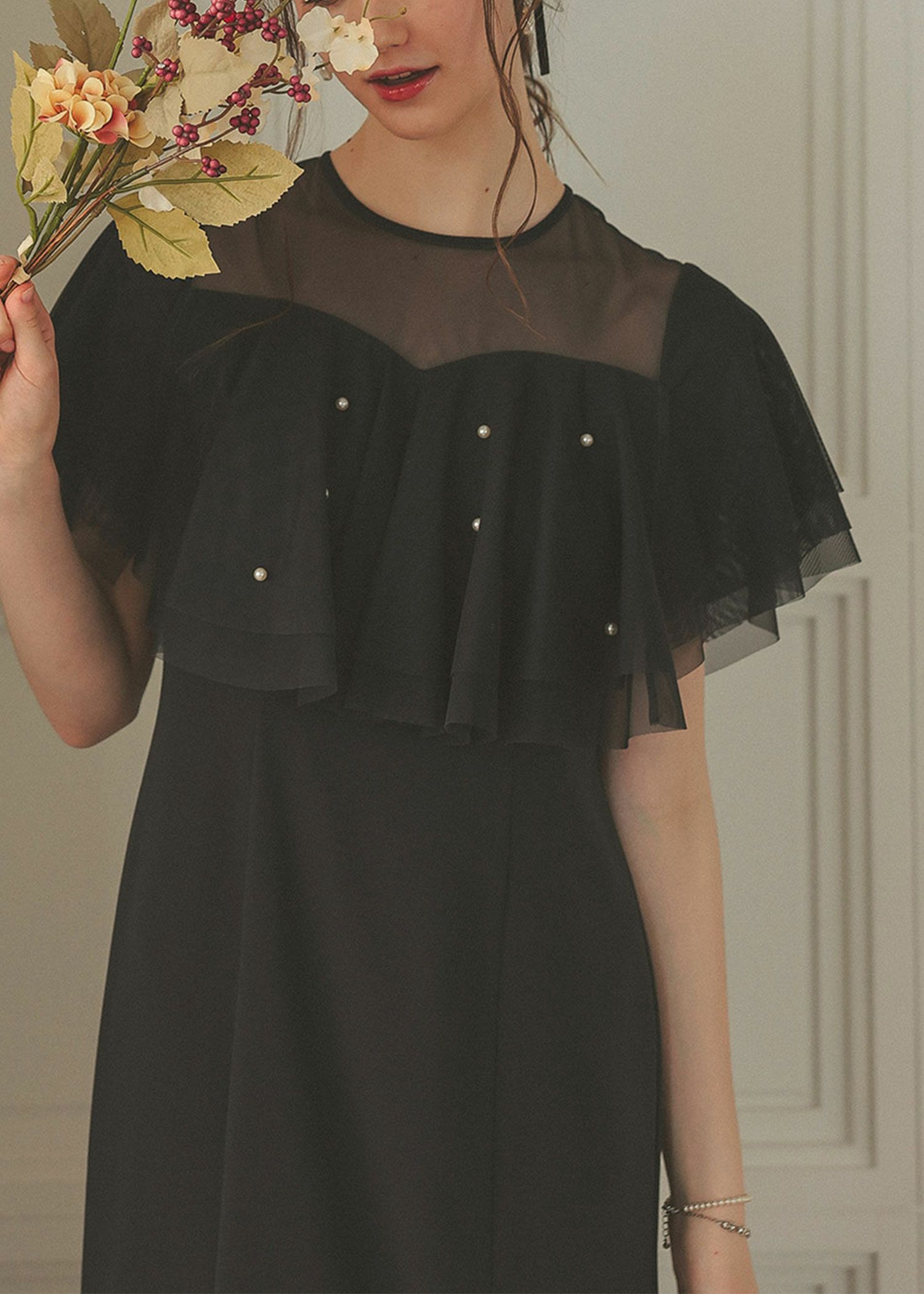 パールラッフルドレス | DorryDoll