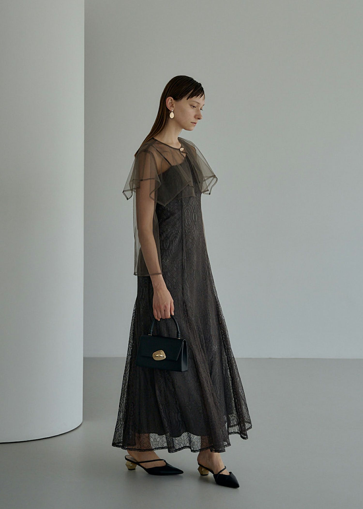 Whole race layered dress｜LE