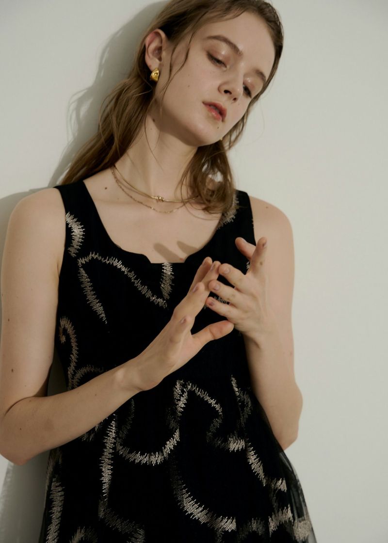 パーティードレス [The Row] Anselm Dress in Cupro Anselm Dress Red in Cupro – The Row