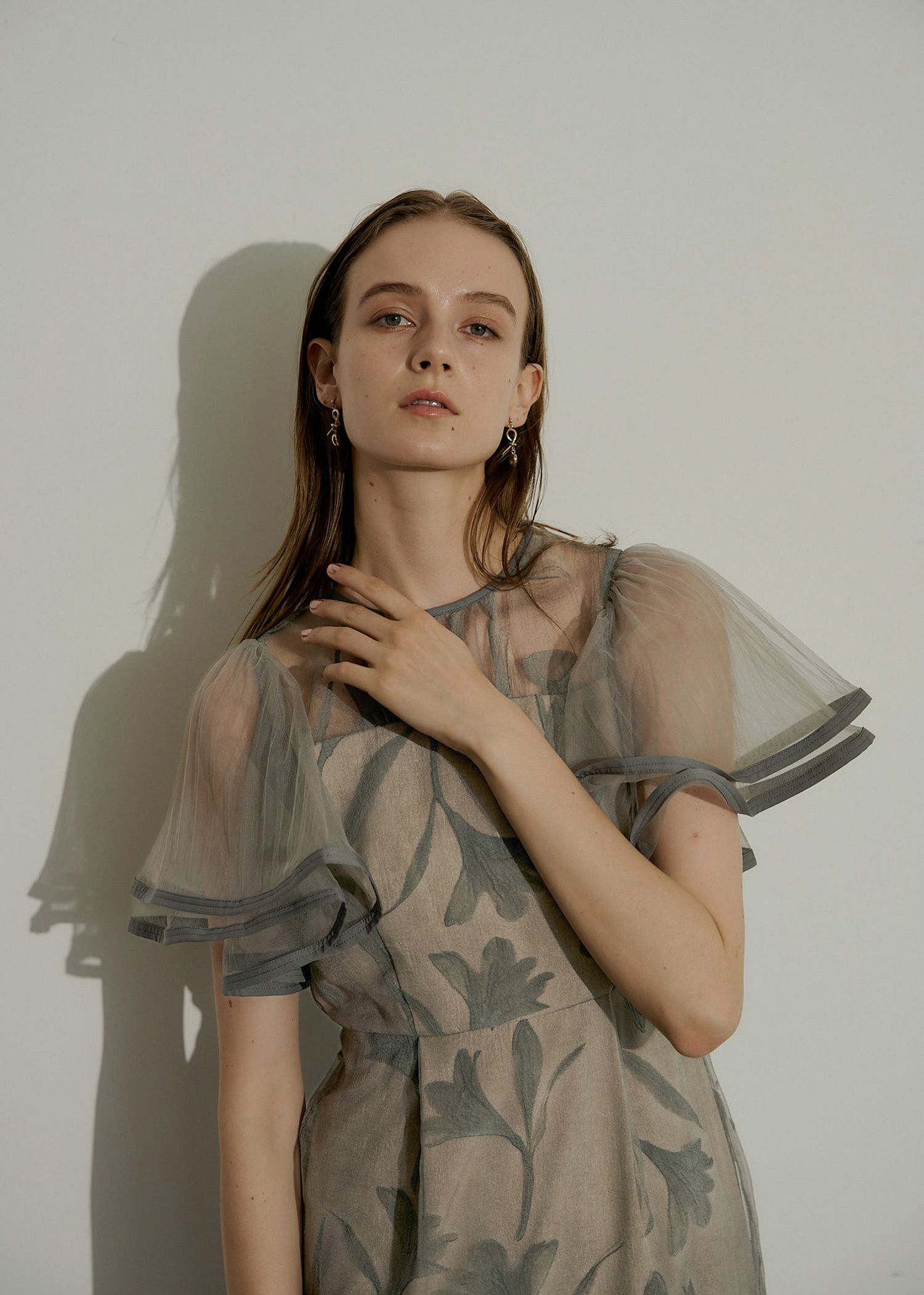 Circurar sleeve flower dressのドレス|Dorry Doll / LE