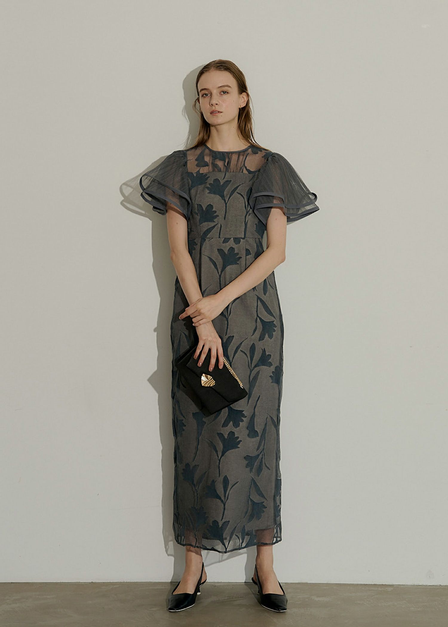 Circurar sleeve flower dressのドレス|Dorry Doll / LE