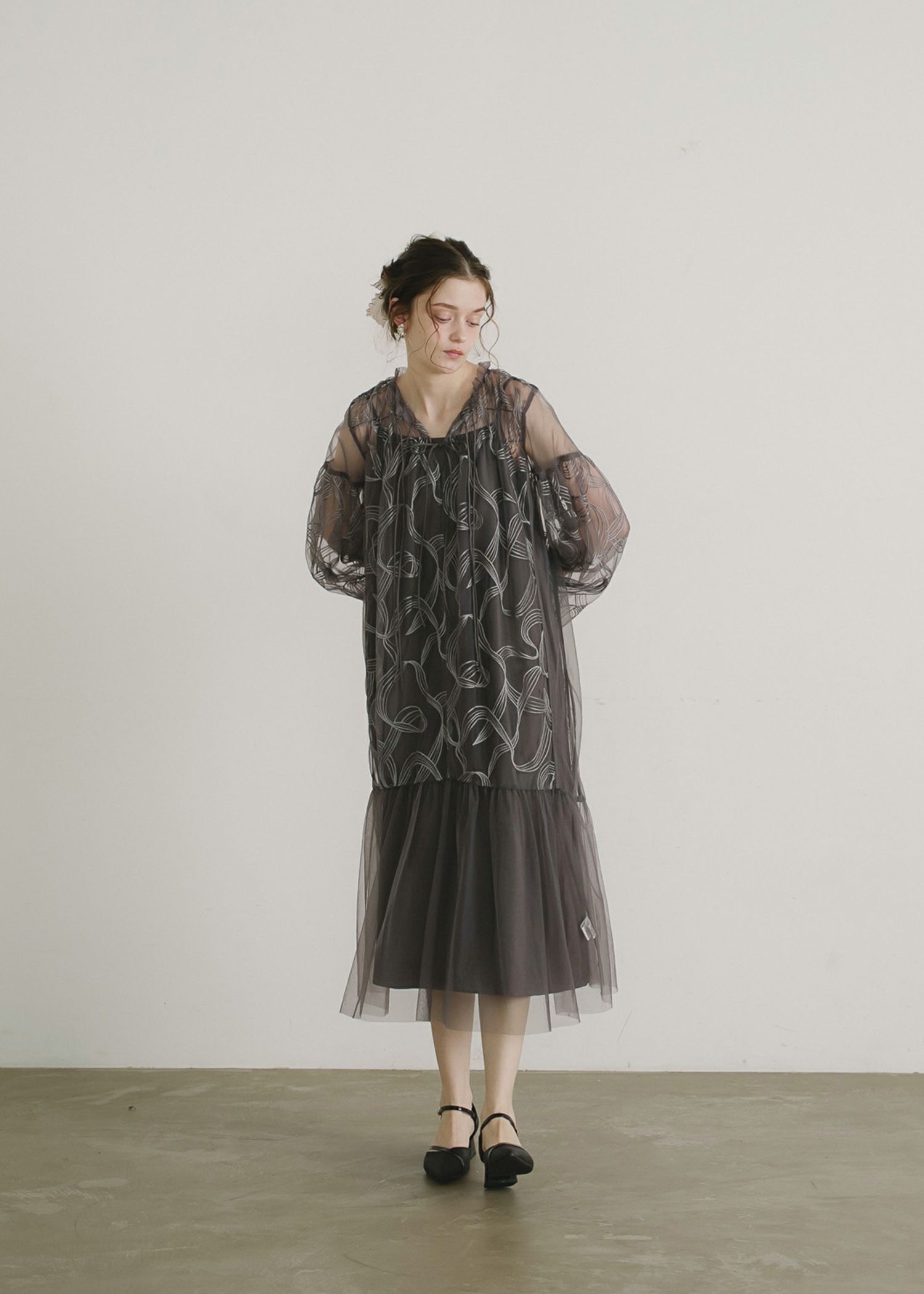 リボンエンブロイダリーレイヤードドレス｜DorryDoll