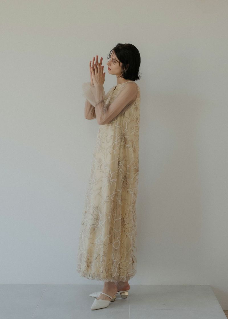 Plume broderie balloon dressのドレス|Dorry Doll / LE'RURE