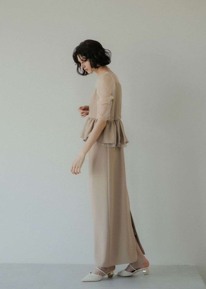 Wavy neck peplum dressのドレス|Dorry Doll / LE'RURE