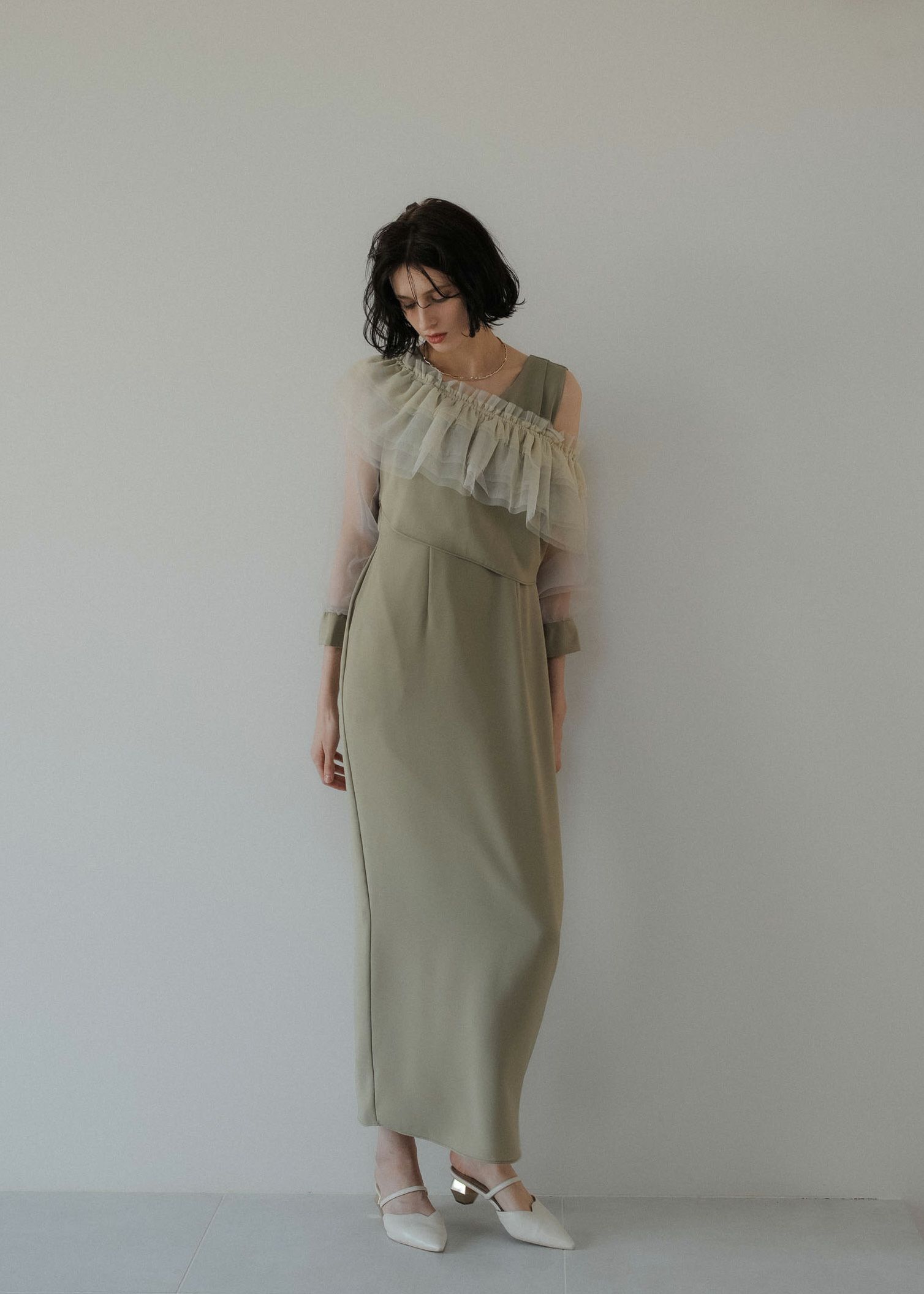 Wavy neck peplum dressのドレス|Dorry Doll / LE