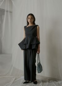 Twist neck peplum set up pantsのドレス|Dorry Doll / LE'RURE