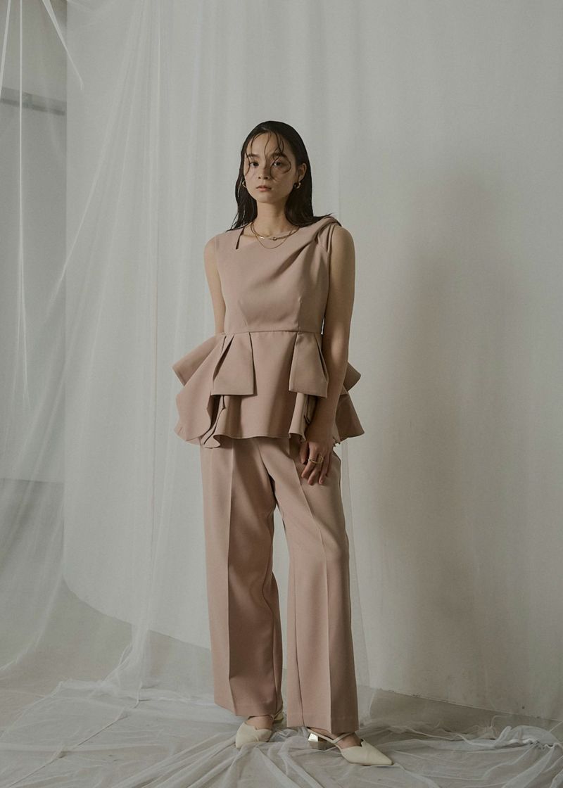 Twist neck peplum set up pantsのドレス|Dorry Doll / LE'RURE