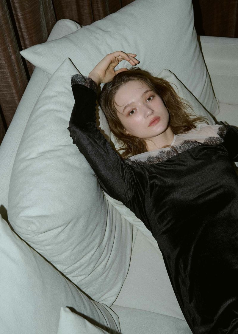 Ladylike velour dressのドレス|Dorry Doll / LE'RURE