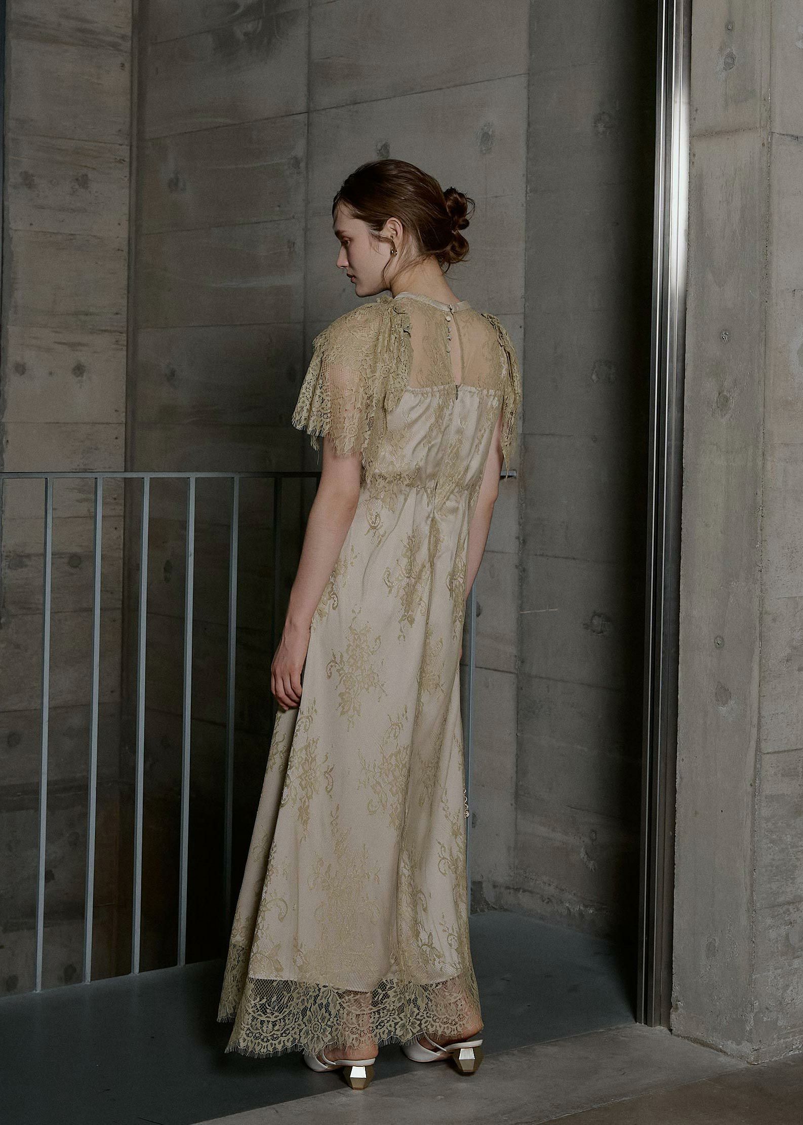 Lace layered scallop dressのドレス|Dorry Doll / LE'RURE